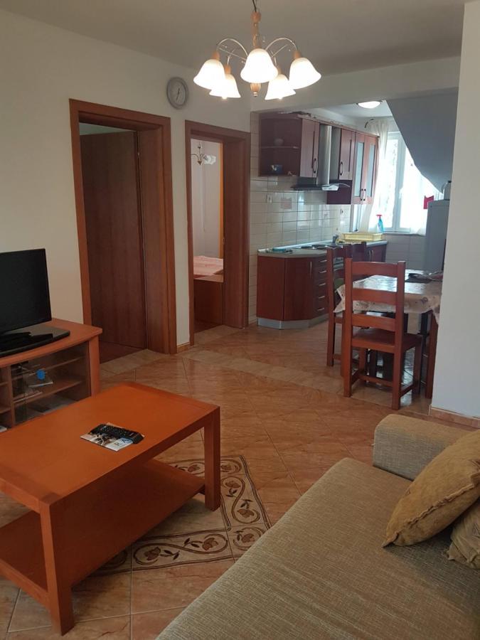 Monika Apartment Раб Екстериор снимка