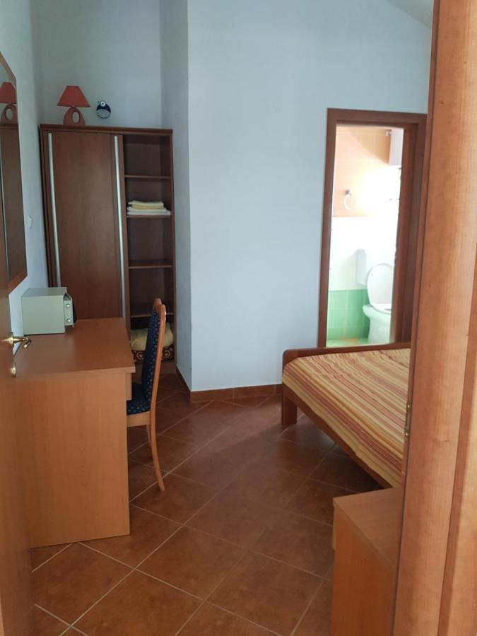 Monika Apartment Раб Екстериор снимка