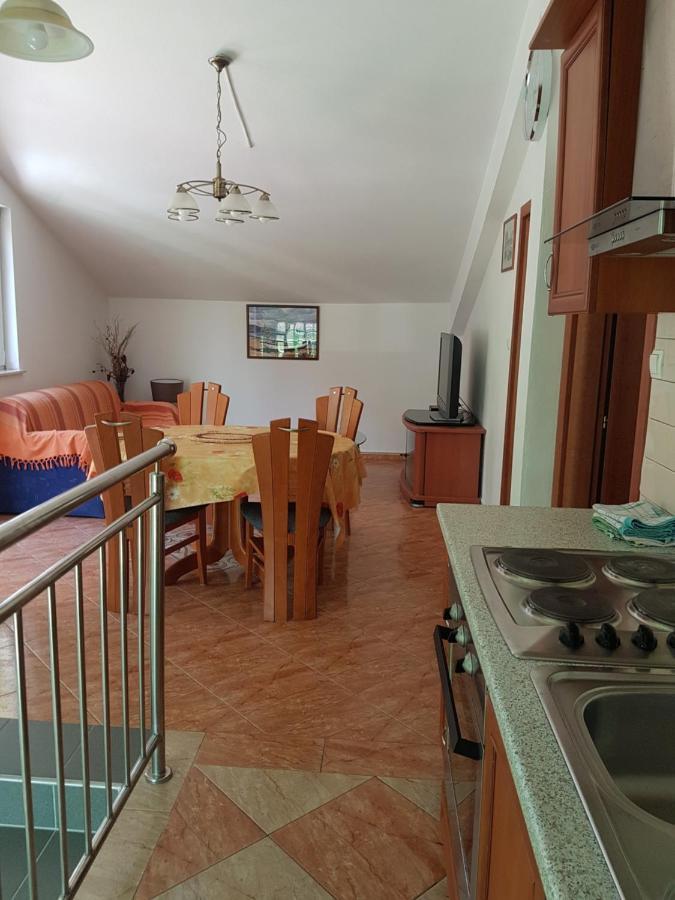 Monika Apartment Раб Екстериор снимка